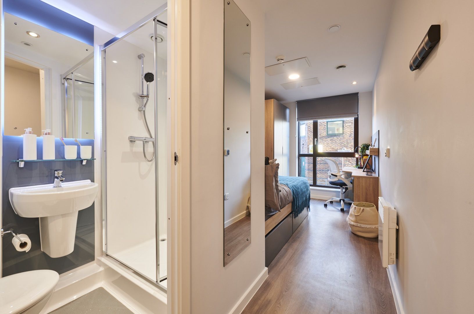 Ensuite Bronze